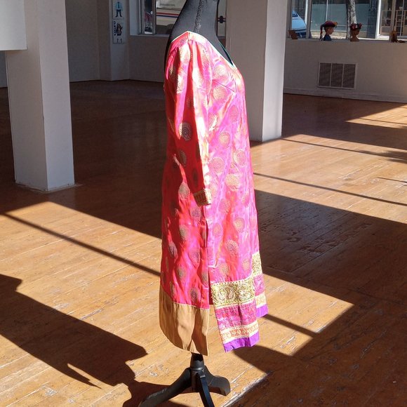 Bright and Bold Pink/orange/gold kurtas tunic top - Picture 2 of 13
